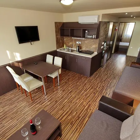 Apartment Corvin *