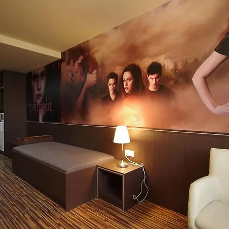 Corvin Apartment *